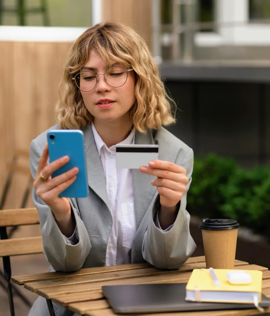 Credit-Management-and-Loan-Application-Edvantis